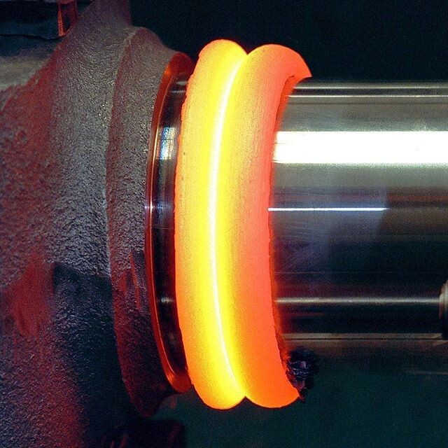 Пример ротационной сварки трением трубы