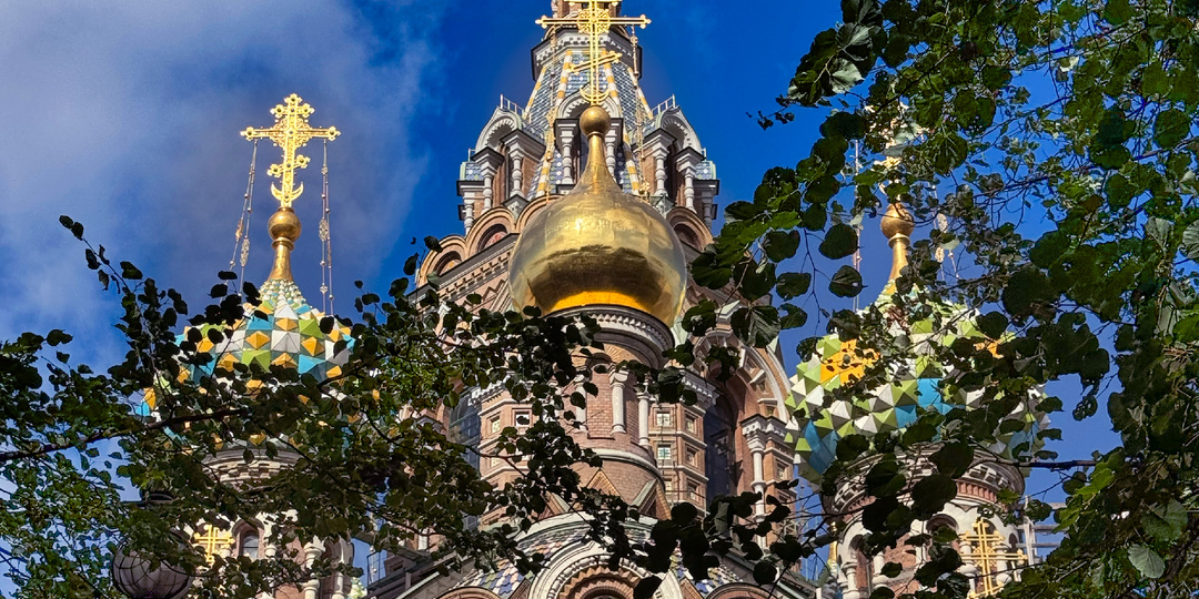 Храм Спаса на Крови - символ Петербурга. Но он мог выглядеть совсем иначе