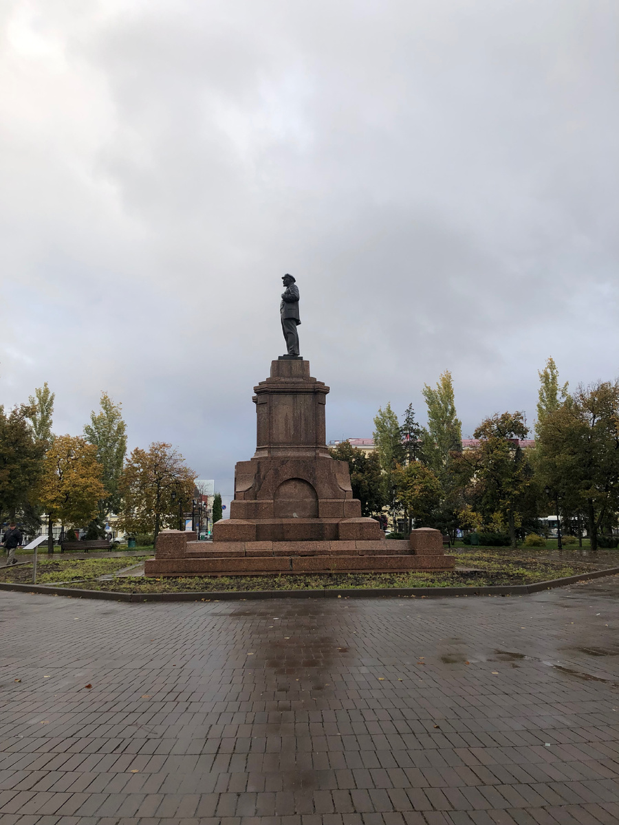 Памятник Ленину в Самаре. Фото автора.