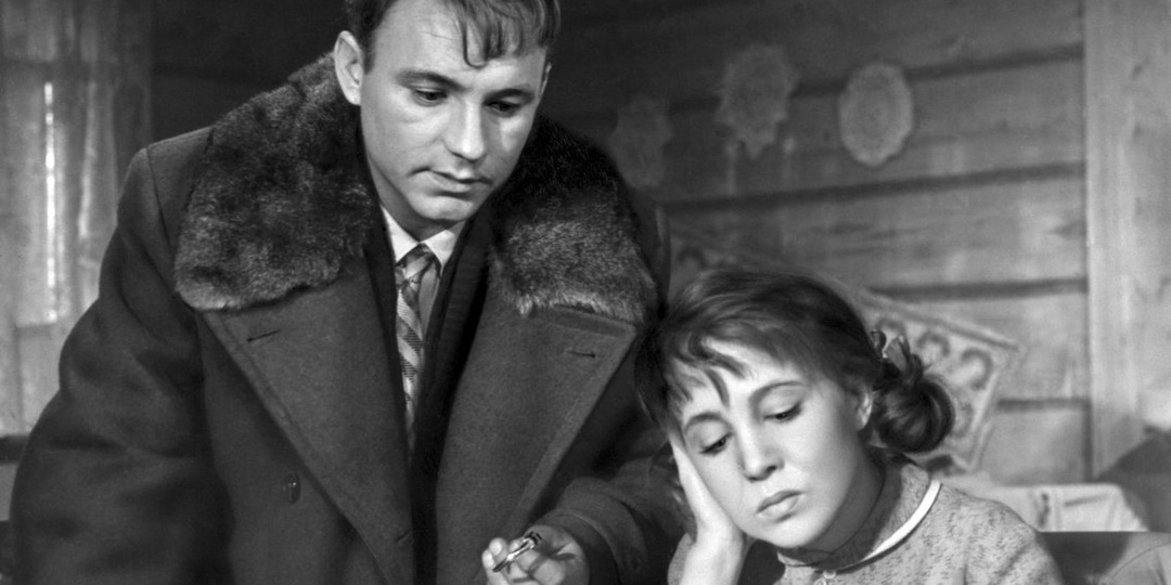 Загадочные смерти, пьянство и одиночество: Закулисье "Девчат" вас удивит. Как сложилась судьба актёров легендарного фильма?