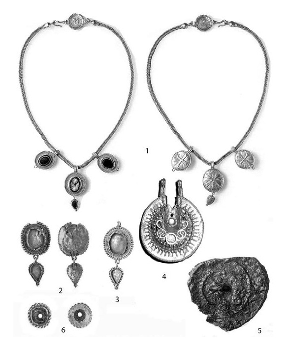 Комплекс находок из Михаэльсфельда. По М.М. Казанскому.