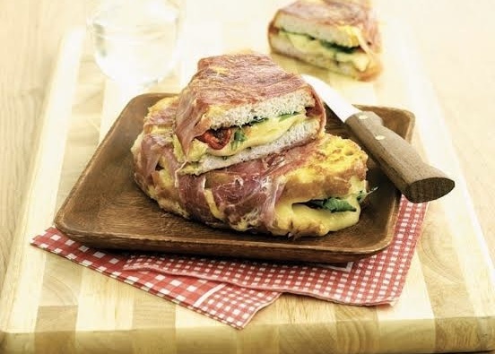 3 БЛЮДА ИЗ КОНСЕРВОВ, КОТОРЫЕ НЕ СТЫДНО ПОДАТЬ ГОСТЯМ