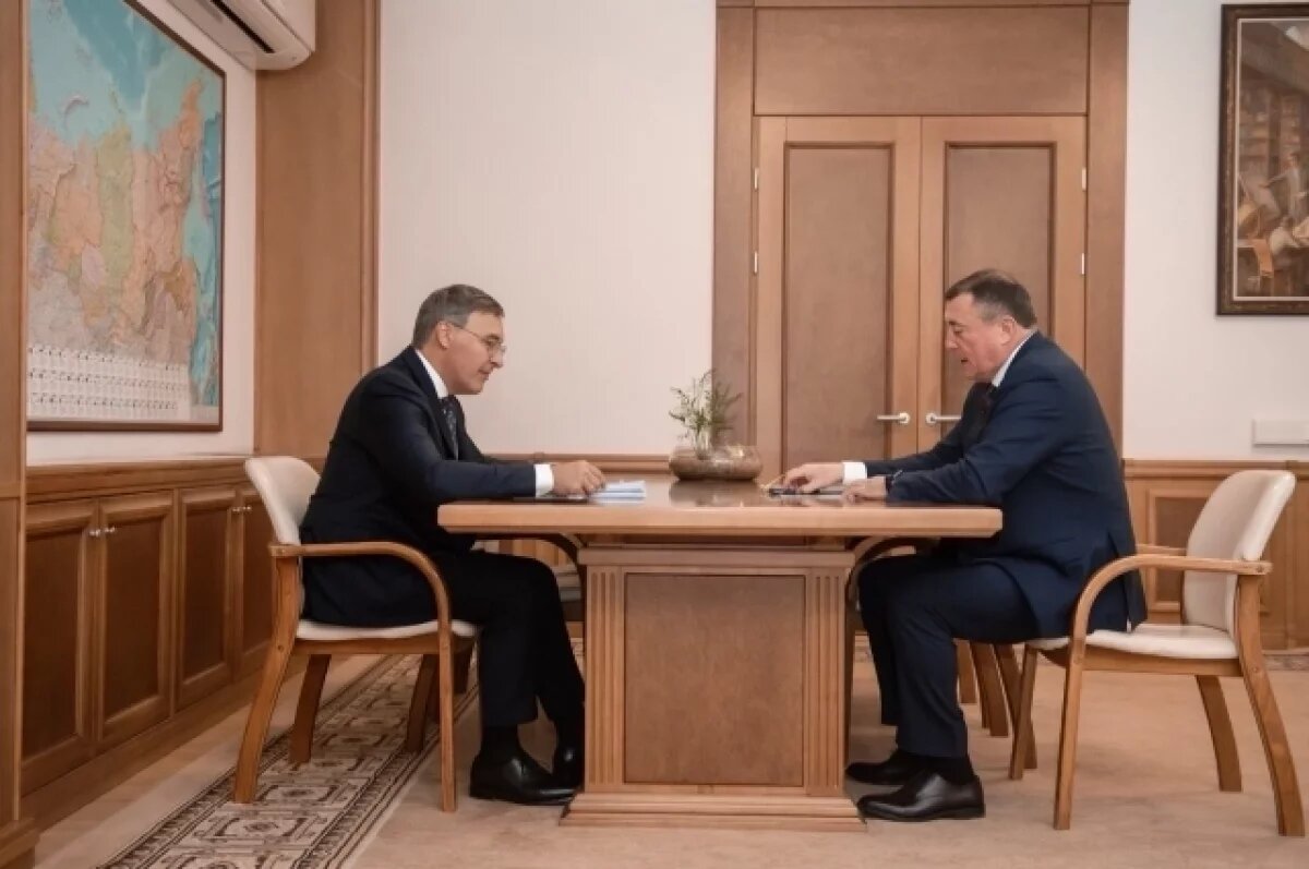    Губернатор Валерий Лимаренко утвердил планы по развитию Корсаковского порта