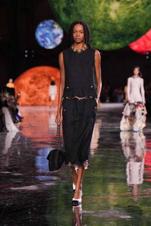 Показ коллекции Chanel весна-лето 2026 на Неделе моды в Париже SS26