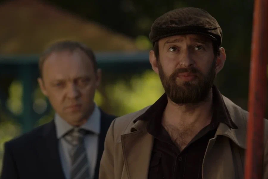 «Метод»: следователь Родион Меглин в разговоре с коллегой, (источник: kinopoisk.ru)