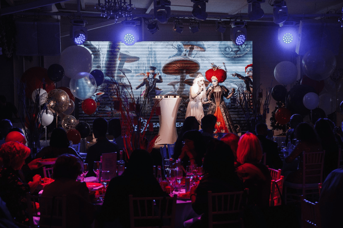 Создадим для вас незабываемую новогоднюю атмосферу в стенах бывшей шоколадной фабрики "Красный Октябрь"