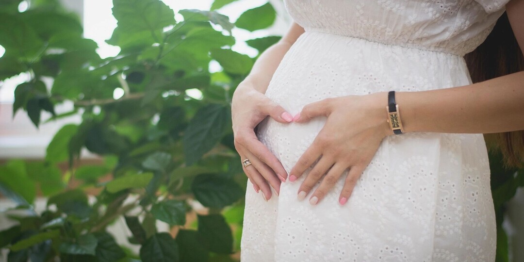 Пособие по беременности и родам: размер в 2026 году, расчет, нюансы