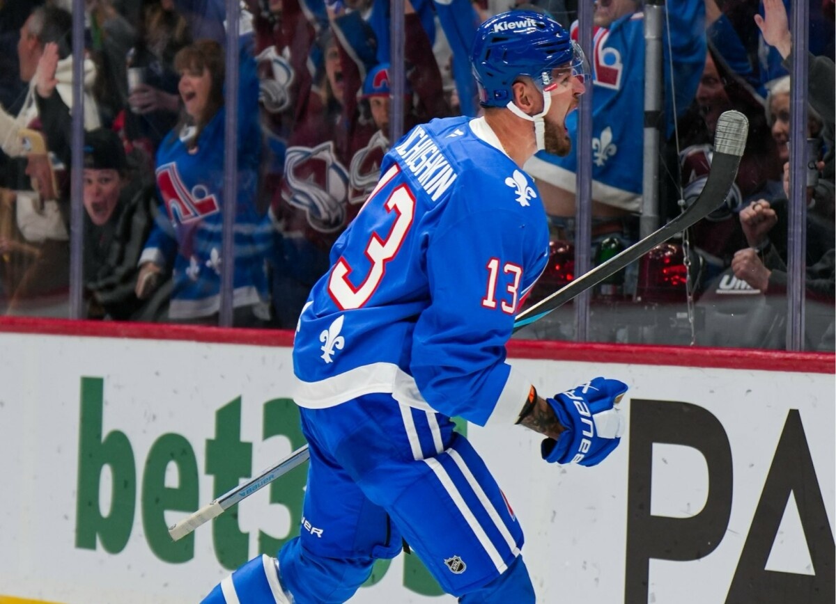     Фаны «Колорадо» о Ничушкине, сделавшем дубль в игре с «Каролиной»: настоящая ломовая лошадь!