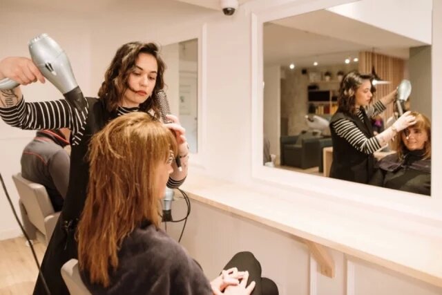    К чему снится парикмахерская?