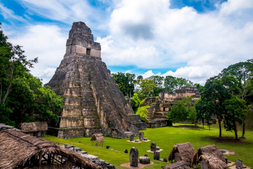Тикаль - город, затерянный в джунглях