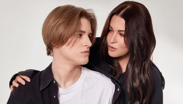    Ирина Дубцова с сыном. Фото: соцсети