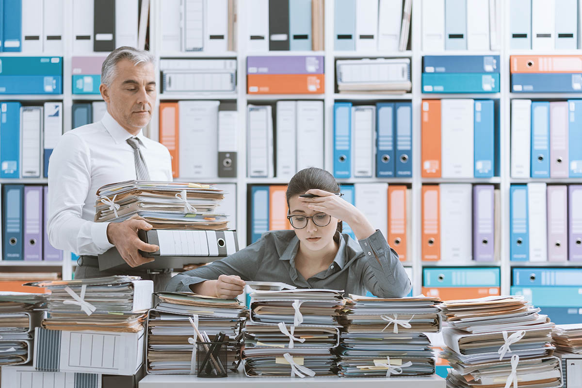    Закон не разрешает работать без выходных, но есть исключения. Источник: Stock-Asso / Shutterstock / FOTODOM