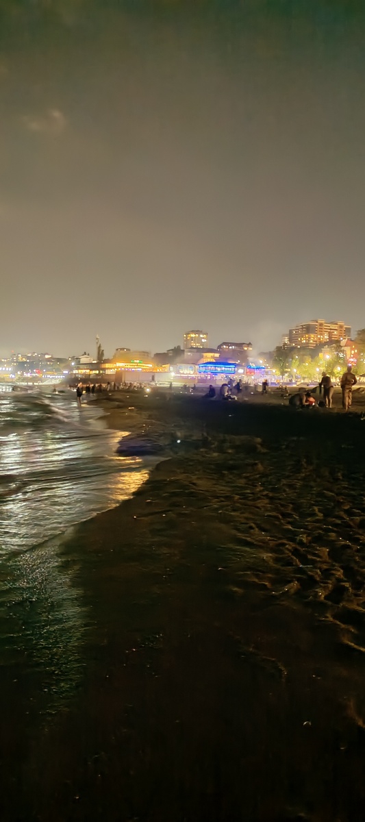 Вечерняя Махачкала мне очень по душе