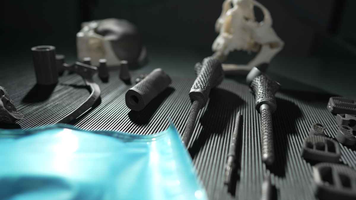 Эндопротезы