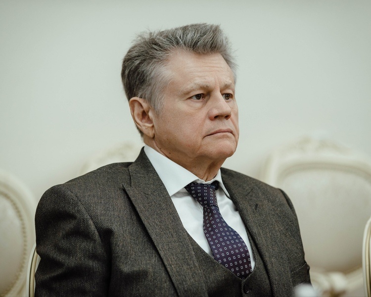     Владимир Панферов назначен на пост врио министра финансов Курской области