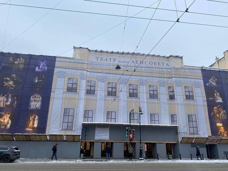     Причиной стала болезнь актёра Ильи Деля, который не сможет выйти на сцену в ближайшие месяцы. Фото: архив МК в Питере.