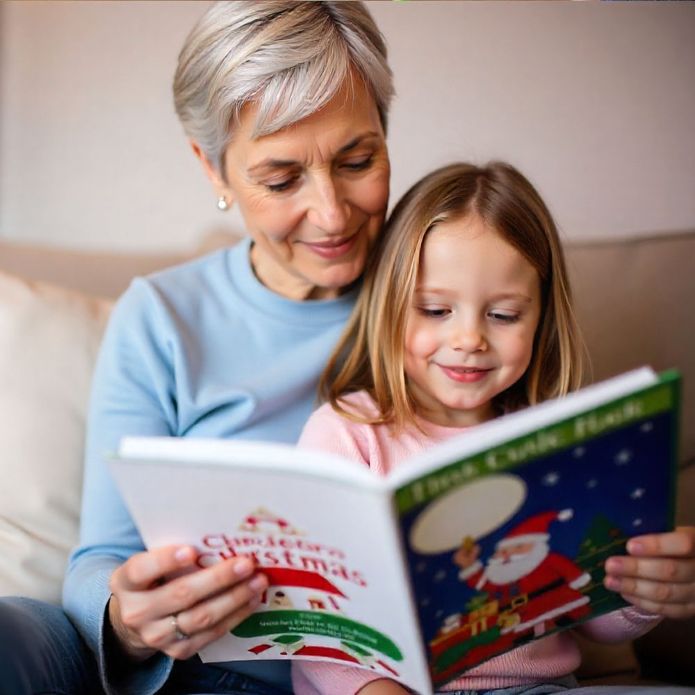 Бабушка читает сказку внучке
