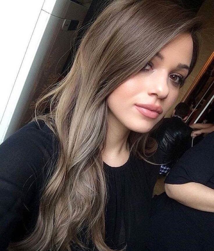  Пепельный цвет волос: стильный выбор для тех, кто ценит индивидуальность