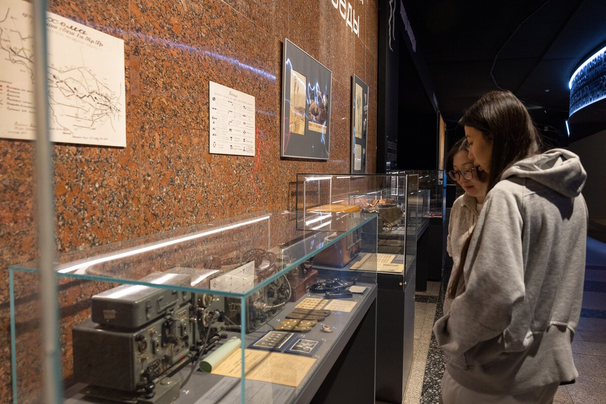    В Музее Победы открылась выставка ко Дню военного связиста