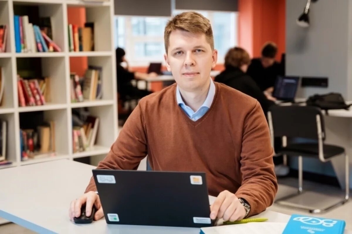    Окольными путями.