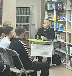 А.М. Мазурицкий на встрече.   
/ ФОТО автора Администратор  📷
