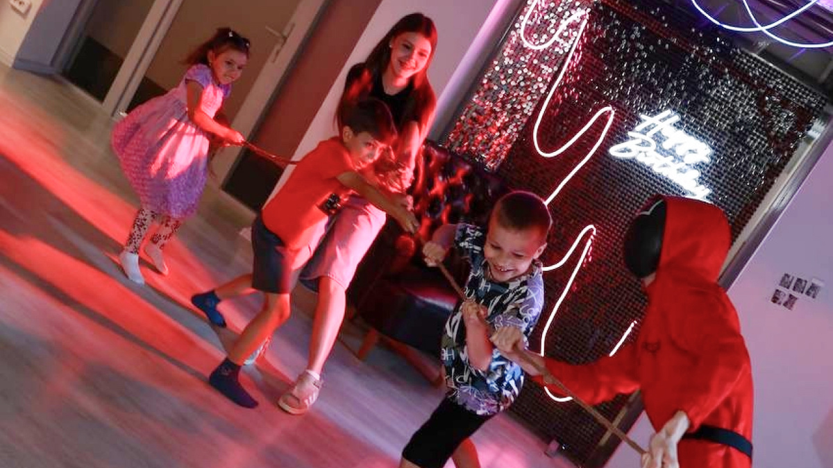 Игра в кальмара для детей