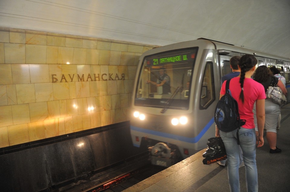    Режим работы вестибюля станции метро «Бауманская» изменился из-за ремонта Евгения ГУСЕВА