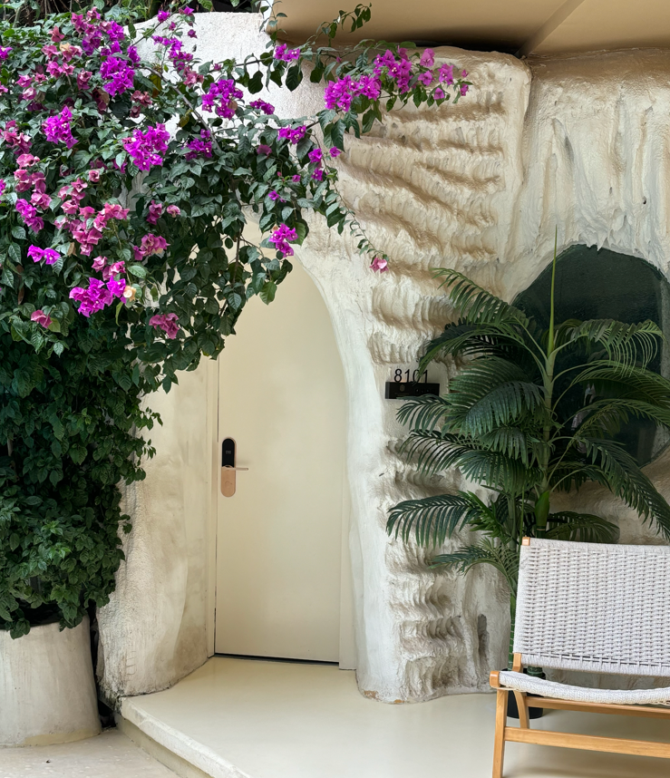 Первый отель