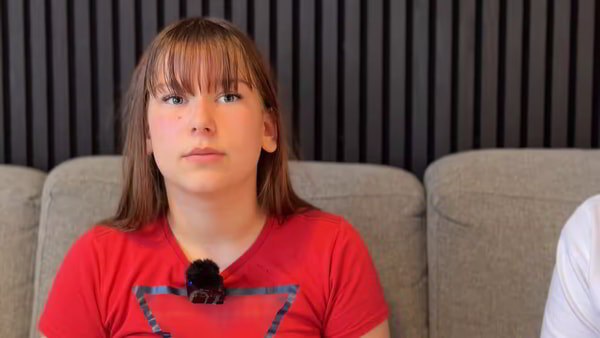    Шведскую школьницу затравили из-за фамилии похожей на Путина