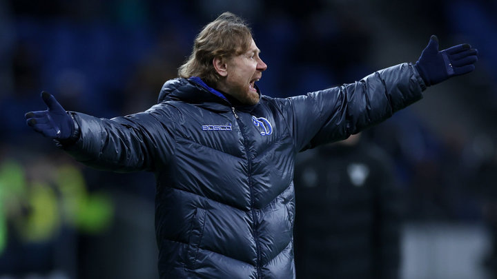 Валерий Карпин