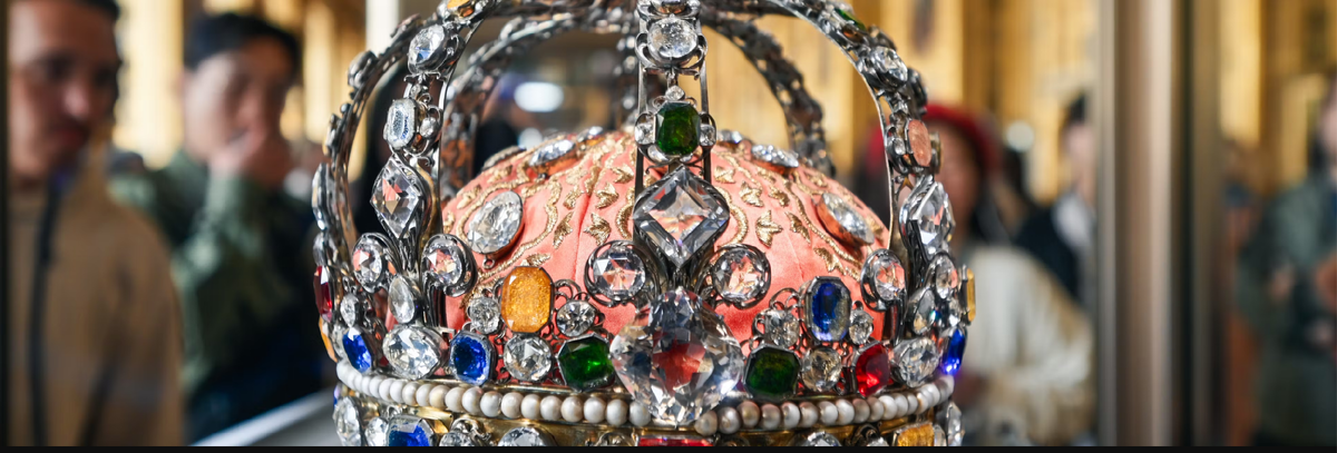 Корона французских королей в 1722 - 1789 годах. Чжан Вэйго Getty Images