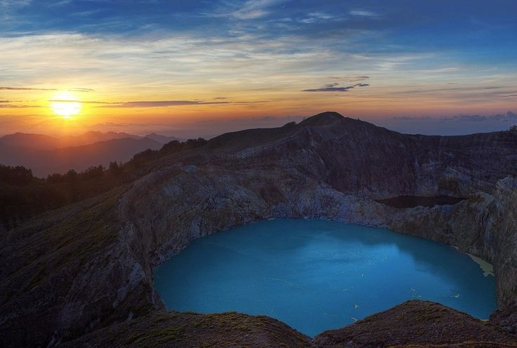 Тайна озера Эльгыгытгын: почему его обходят стороной даже местные