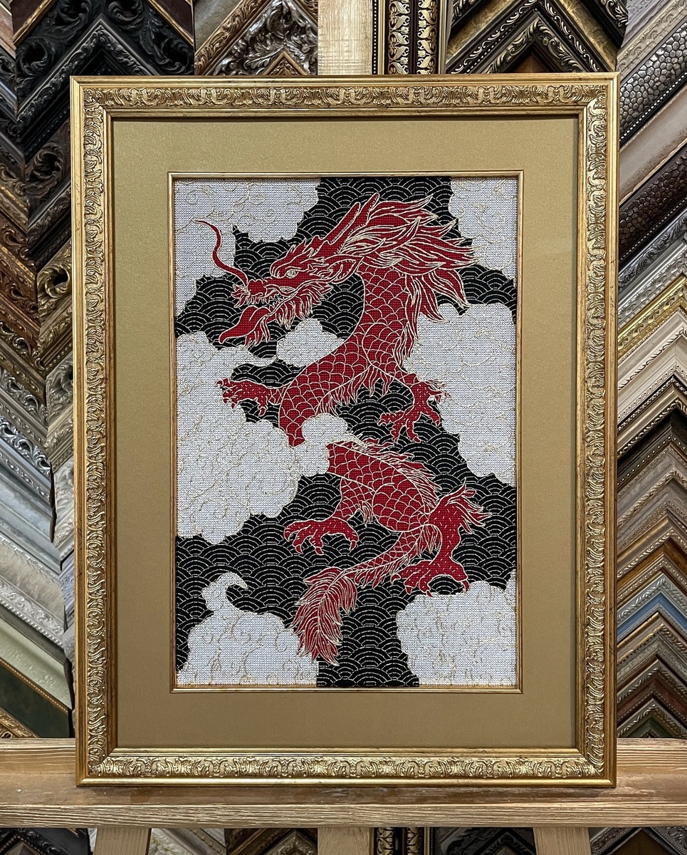 "Китайский дракон" Panna, оформление - багетная мастерская "БагетClub". Фото багетной мастерской.