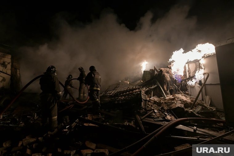     Взрывы и пожар произошли в ночь на 23 октября (архивное фото)