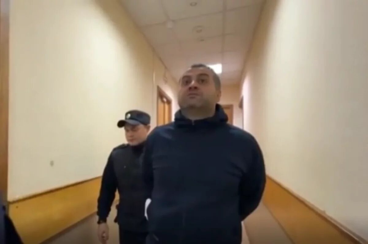    Заключен под стражу бизнесмен, вывозивший мусор к «Невскому пятачку»