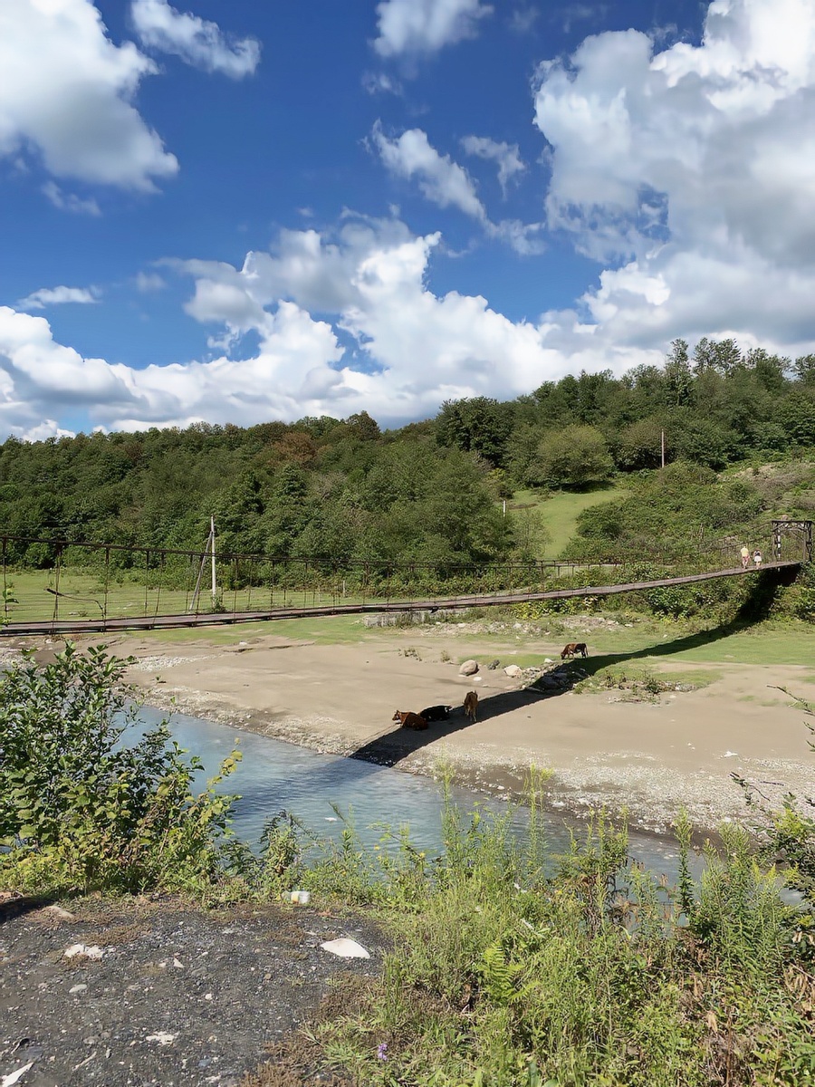 Подвесной мост через реку Галидзга