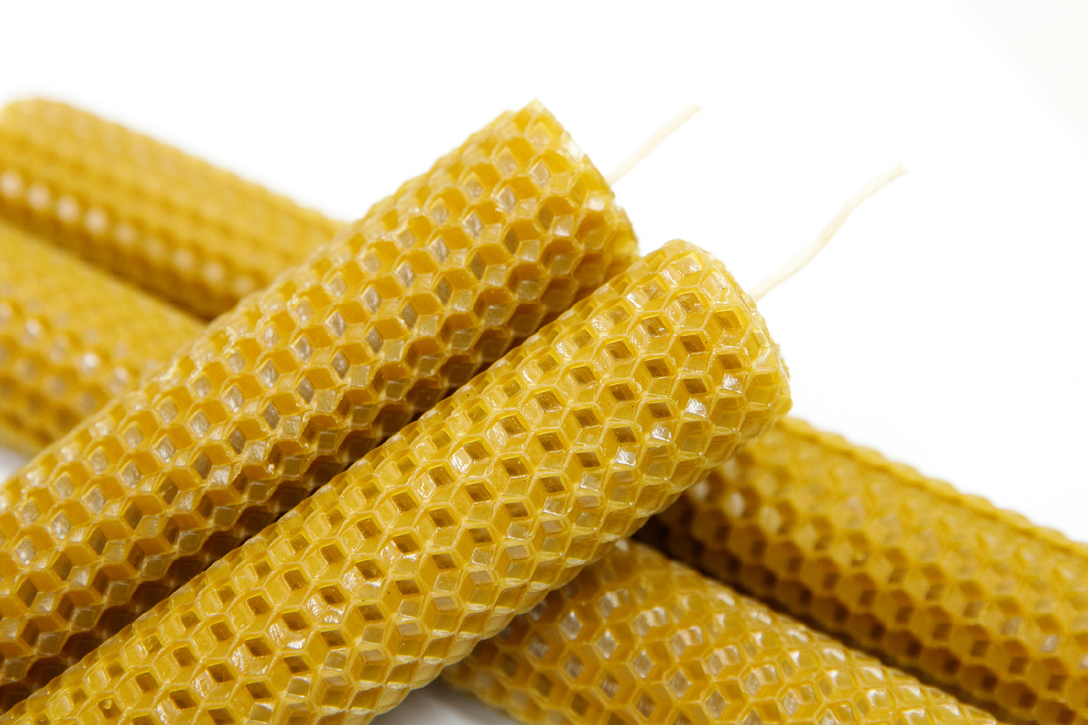 Наши свечи из вощины. Ручная  работа, мастерская АртЛАМБ, Москва.