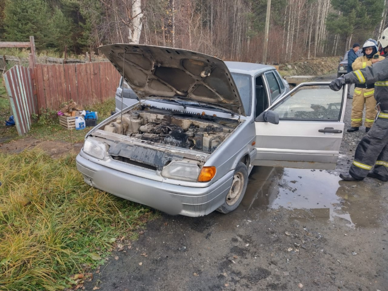    Автомобиль загорелся в Кеми из-за неисправной печкиГосударственный комитет Карелии по ОЖ и БН