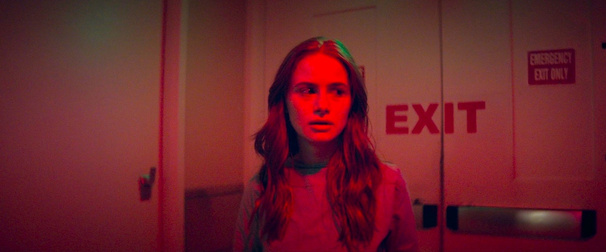 Кадр из к/ф «Незнакомцы. Глава 2».