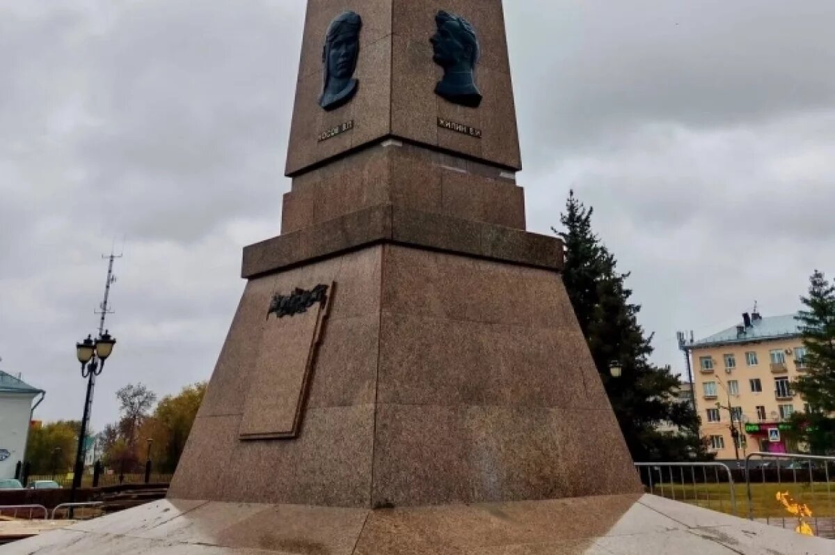    В Тольятти завершили реставрацию обелиска Славы на площади Свободы