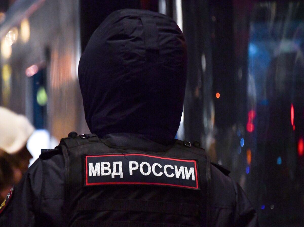    Сотрудник полиции© РИА Новости / Наталья Селиверстова