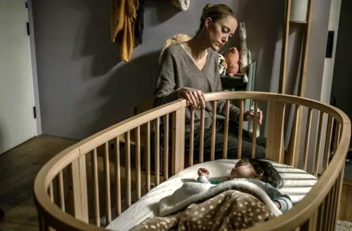 Триллер, ужасы. США. В главных ролях: Рауль Кастильо, Мэри Элизабет Уинстэд, Майка Монро.