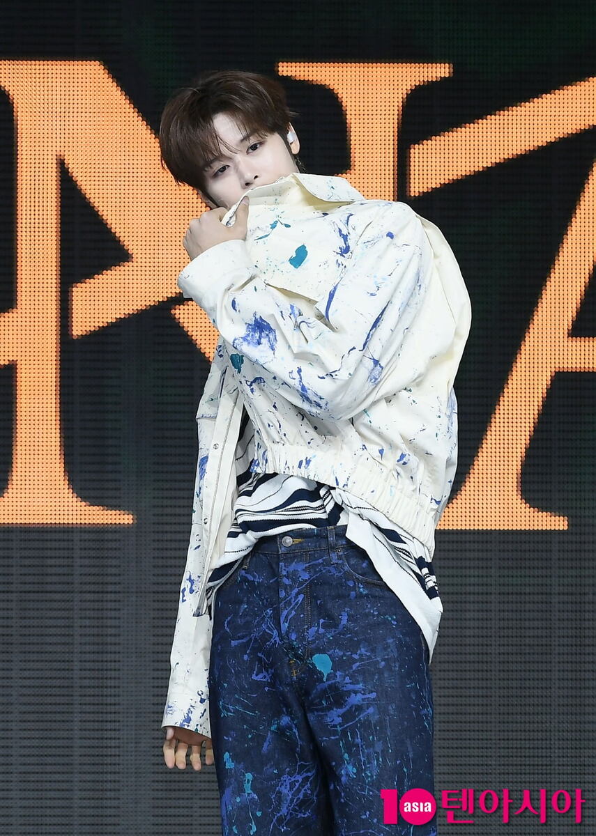 Фото = База данных TENASIA