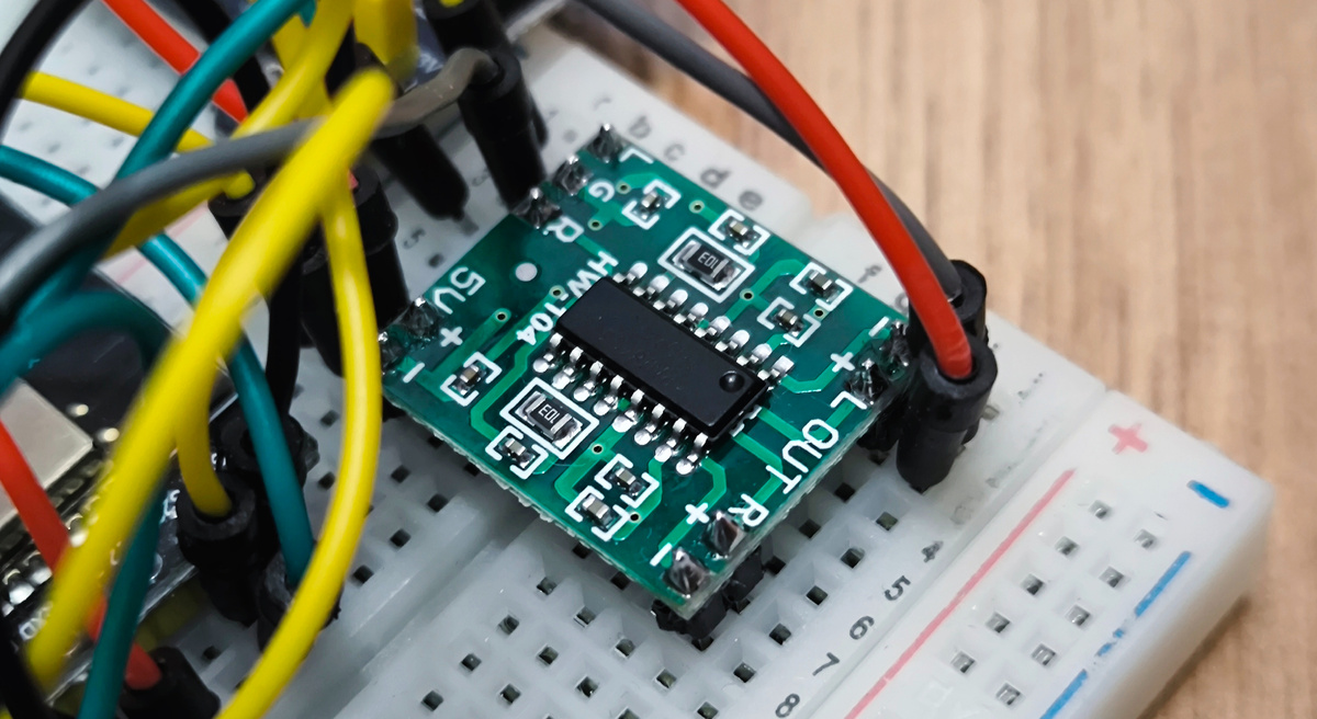 Цифровой усилитель PAM8403