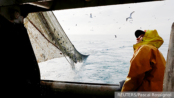    Фото: REUTERS/Pascal Rossignol   
 Текст: Геворг Мирзаян, доцент Финансового университета