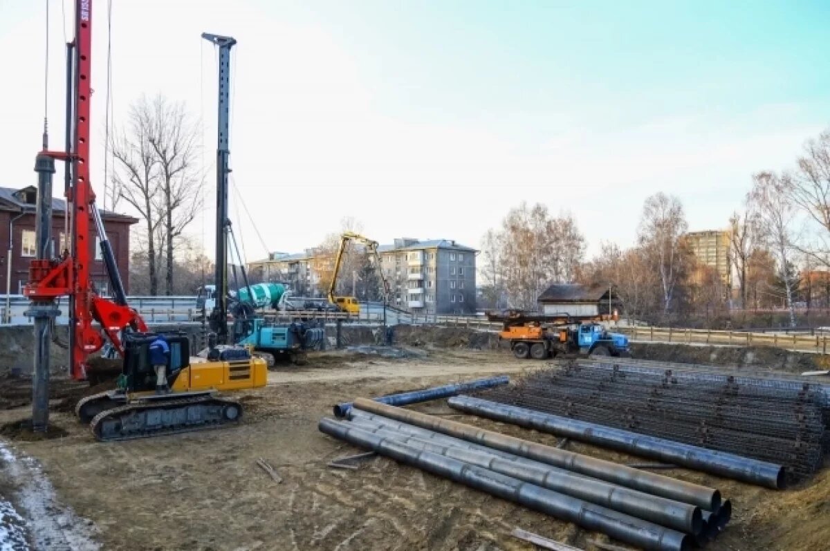    Ход строительства нового детского сада в городке ИВАТУ проверили в Иркутске