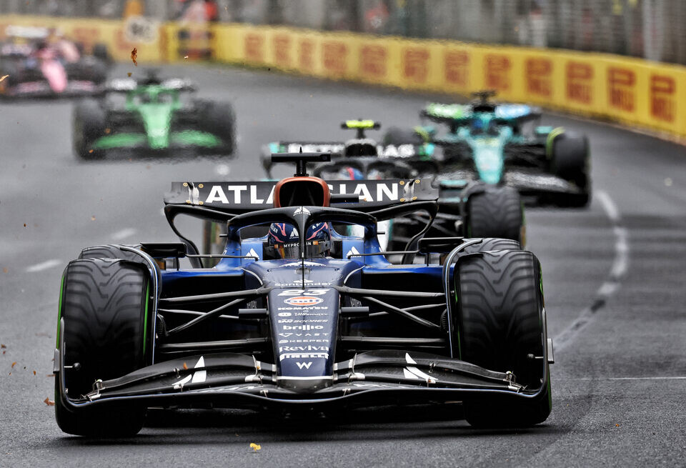    Алекс Албон установил уникальное достижение в сезоне-2025Williams