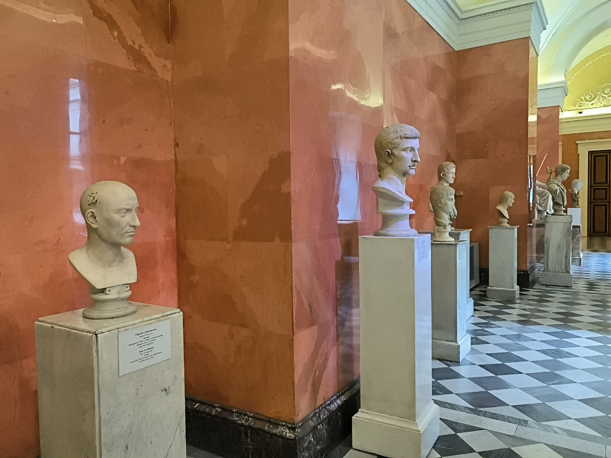 Эрмитаж. Зал Августа. Фото автора.