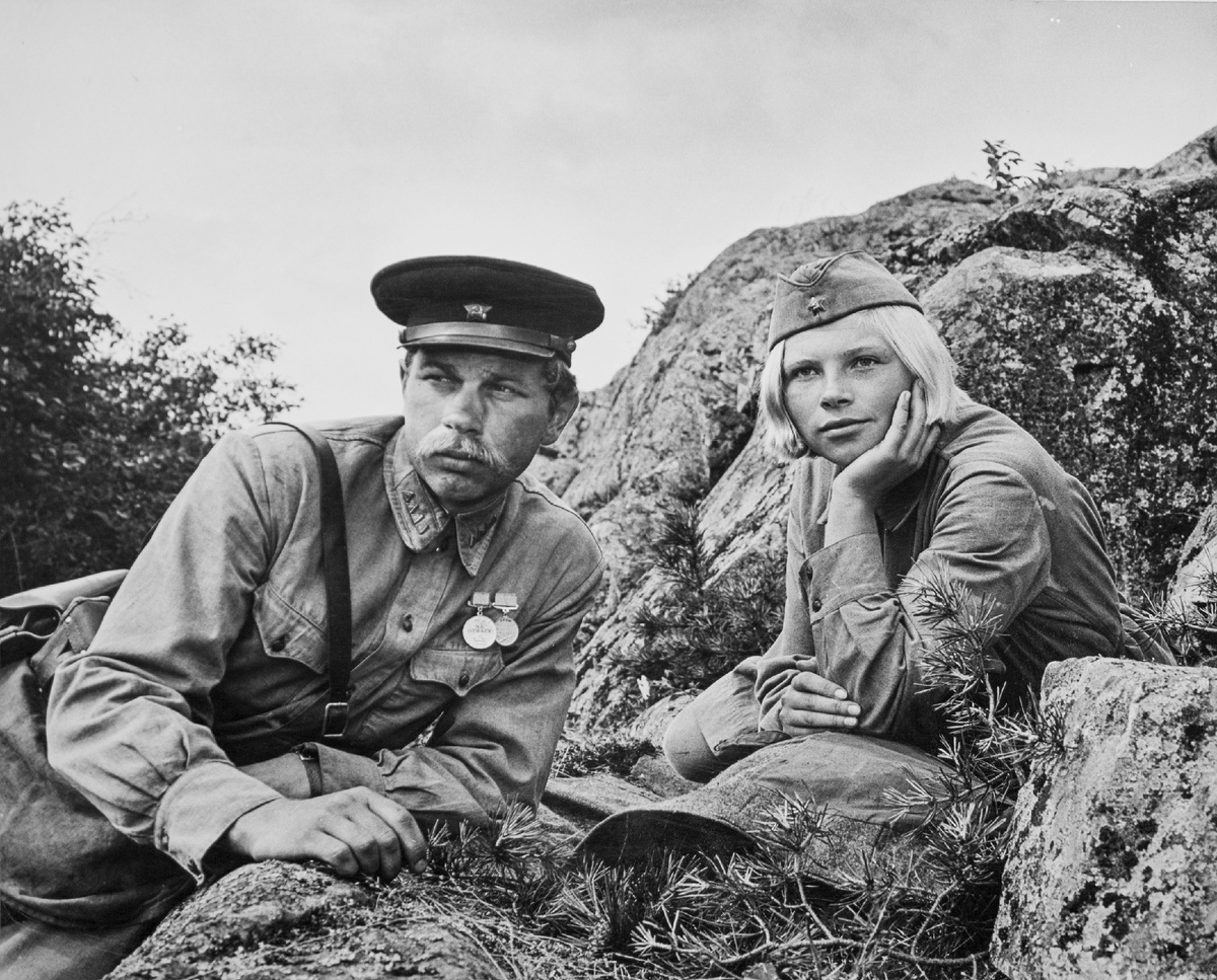 Кадр из фильма Киностудии Горького «...А зори здесь тихие» 