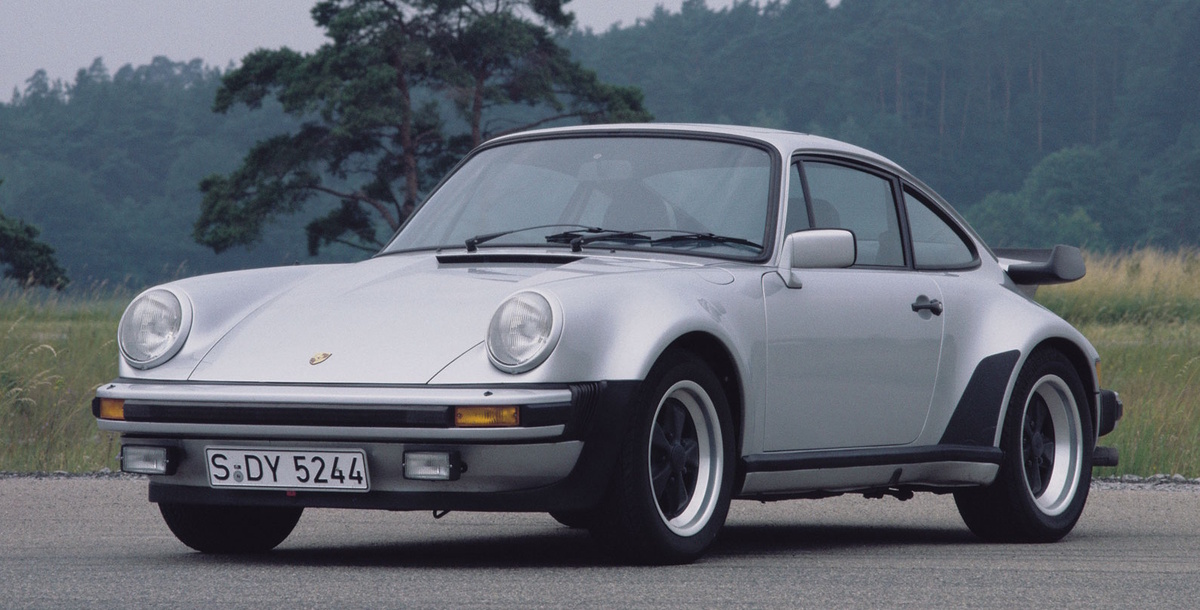 двигатель flat-6 2994/3299 см3. Мощность 260-330 л.с.